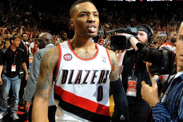 申京称赞火箭队：默契十足，有能力战胜任何对手